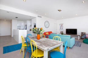Colour & Swank at The Mill in the Heart of CBD! Wagga Wagga
